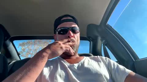 Carter Bates online show from 5, 10, 2025