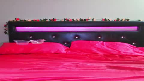 Snapshot of theebody chatting on 5, 10, 2025 theebody online show from 5, 10, 2025