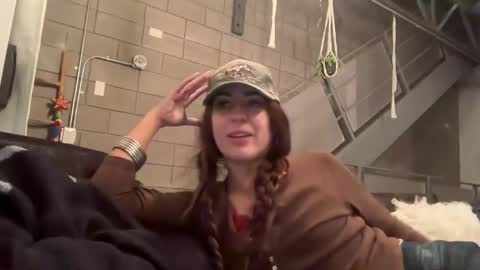 Snapshot of thegabzilla chatting on 1, 4, 2026 thegabzilla online show from 1, 4, 2026