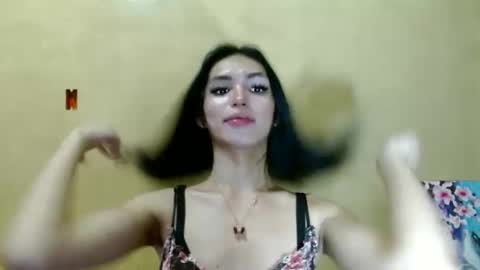 thegirlyouneedxoxo online show from 3, 2, 2026