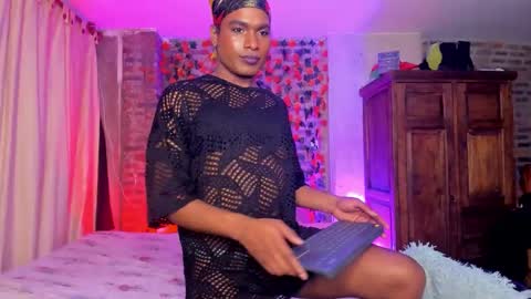 Goldie online show from 7, 11, 2025