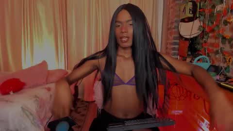 Snapshot of thegoldenbitch chatting on 2, 3, 2026 Goldie online show from 2, 3, 2026