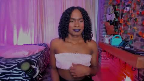 Snapshot of thegoldenbitch chatting on 19, 3, 2026 Goldie online show from 19, 3, 2026