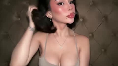 Snapshot of thegreat_legacy chatting on 27, 5, 2026 Elle dont forget to folloW me and thumbs up online show from 27, 5, 2026