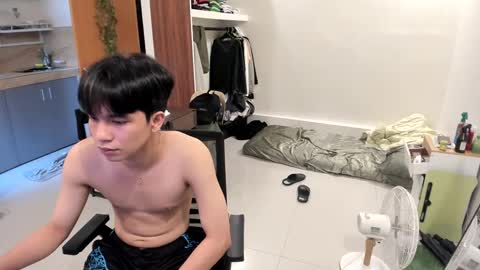 Green online show from 12, 1, 2025