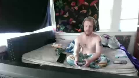 fuzzyfox online show from 10, 10, 2025