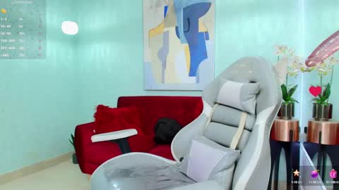 Snapshot of theia_moon_ chatting on 19, 1, 2025 Theia online show from 19, 1, 2025