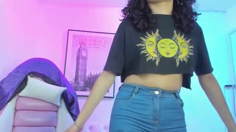 Snapshot of theia_moon_ chatting on 9, 2, 2025 Theia online show from 9, 2, 2025