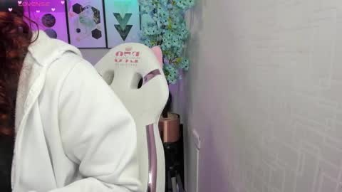 Theia  online show from 26, 2, 2026