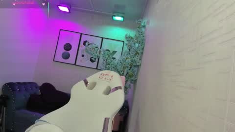 Theia  online show from 3, 3, 2026