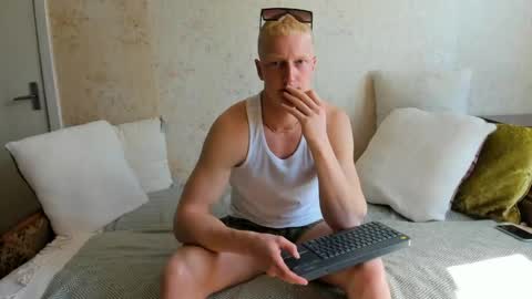 Snapshot of thejacob_d chatting on 23, 4, 2026 thejacob_d online show from 23, 4, 2026