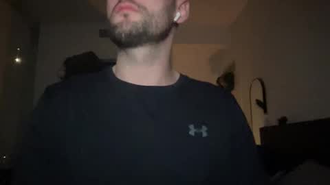 Snapshot of theking_cock chatting on 27, 10, 2025 TheKingCock online show from 27, 10, 2025