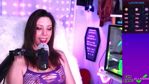 Snapshot of thekittengirlnix chatting on 4, 3, 2026 Nix online show from 4, 3, 2026