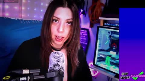 Snapshot of thekittengirlnix chatting on 6, 4, 2026 Nix online show from 6, 4, 2026