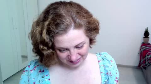 Ella online show from 6, 1, 2025