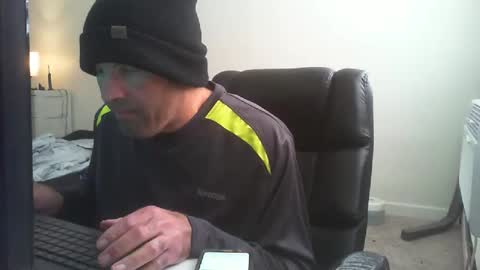 Snapshot of theman18951pa chatting on 12, 3, 2025 theman18951pa online show from 12, 3, 2025