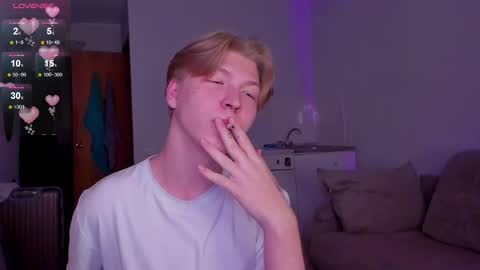 Snapshot of themikesever chatting on 21, 11, 2025 Sever online show from 21, 11, 2025