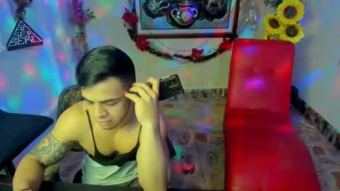 themuscularvenezuelanman online show from 11, 1, 2025