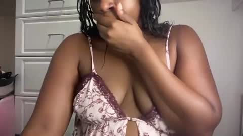 TheNaturalGoddess online show from 6, 7, 2026