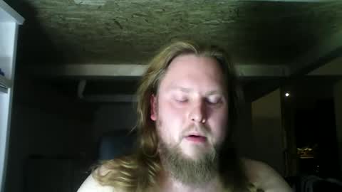 Snapshot of thenewdude1992 chatting on 27, 2, 2025 thenewdude1992 online show from 27, 2, 2025
