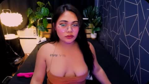 FRANCINE online show from 9, 1, 2026