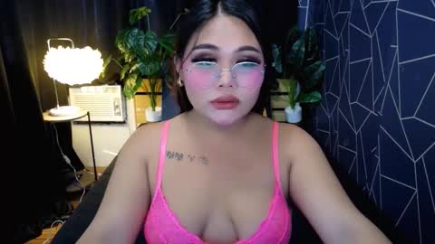 FRANCINE online show from 3, 3, 2026