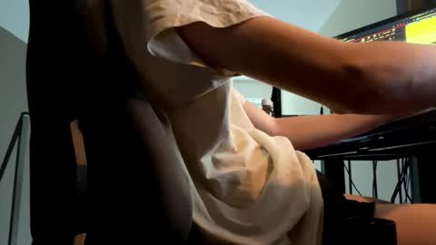 theothede19cm online show from 17, 10, 2025