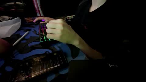 theothede19cm online show from 9, 11, 2025