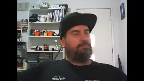 Snapshot of theozbeardguy chatting on 15, 1, 2025 aussiebeard online show from 15, 1, 2025