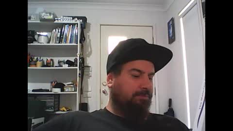 Snapshot of theozbeardguy chatting on 13, 2, 2025 aussiebeard online show from 13, 2, 2025