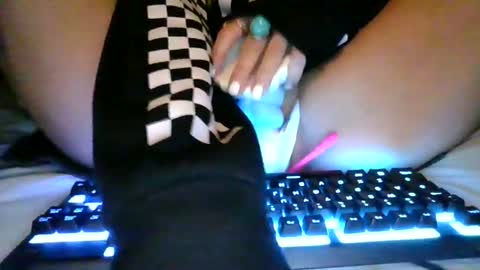 Snapshot of thepeachprincess chatting on 24, 7, 2026 the peach princess online show from 24, 7, 2026