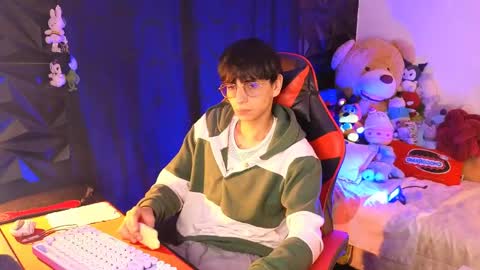 Matt independent model  online show from 21, 5, 2026