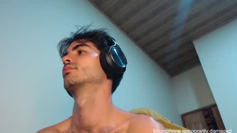 Snapshot of therazhanen chatting on 8, 7, 2026 Santiago Enrique online show from 8, 7, 2026
