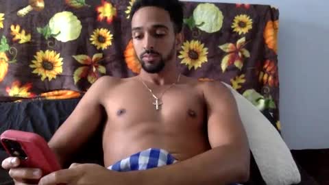 Snapshot of therealbs chatting on 7, 10, 2025 therealbs online show from 7, 10, 2025