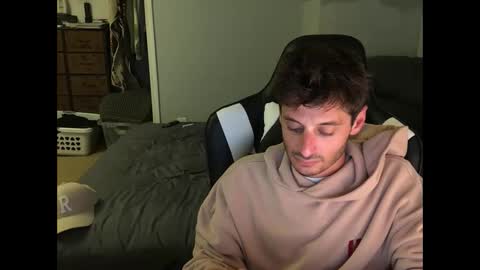 Snapshot of therealdylansdick chatting on 25, 9, 2025 therealdylansdick online show from 25, 9, 2025