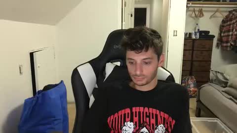 Snapshot of therealdylansdick chatting on 23, 10, 2025 therealdylansdick online show from 23, 10, 2025