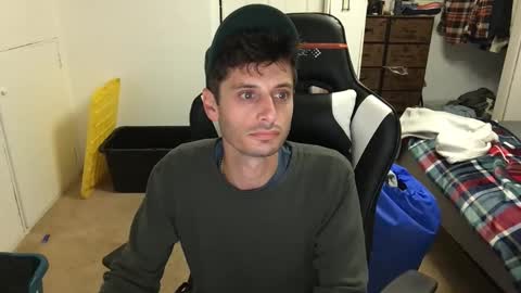 Snapshot of therealdylansdick chatting on 26, 10, 2025 therealdylansdick online show from 26, 10, 2025