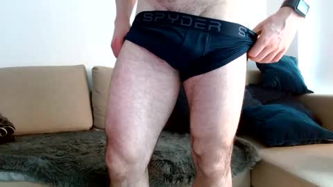 Snapshot of therealkingyoshi chatting on 17, 2, 2025 Yoshi online show from 17, 2, 2025