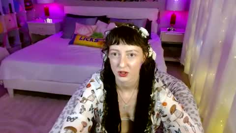 Snapshot of therealmadameceleste chatting on 26, 6, 2026 Madame Celeste online show from 26, 6, 2026