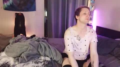 Snapshot of theredwolf13 chatting on 22, 2, 2026 Basil Kitten online show from 22, 2, 2026