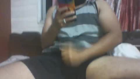 Snapshot of therichguy30 chatting on 20, 10, 2025 TheRichGuy online show from 20, 10, 2025