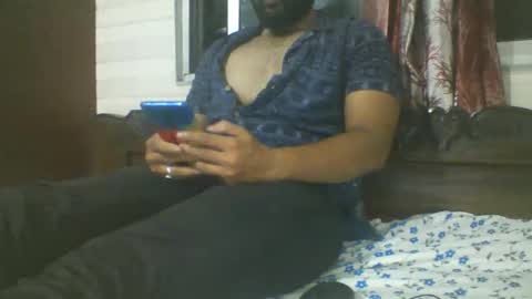 Snapshot of therichguy30 chatting on 29, 10, 2025 TheRichGuy online show from 29, 10, 2025