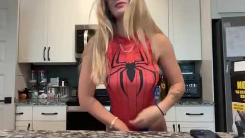 Snapshot of therosiecheeks chatting on 12, 5, 2026 therosiecheeks online show from 12, 5, 2026