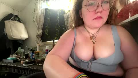 Snapshot of thesashadomme chatting on 9, 1, 2025 The Sasha Domme online show from 9, 1, 2025