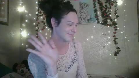 sillymillie0 online show from 4, 1, 2025