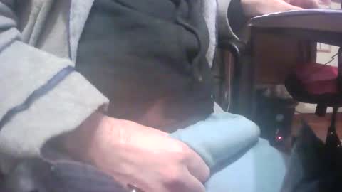 Snapshot of thesixpack_ chatting on 11, 2, 2026 thesixpack_ online show from 11, 2, 2026