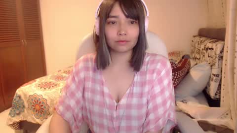 Snapshot of thetalkingbutt chatting on 12, 2, 2025 Mai online show from 12, 2, 2025