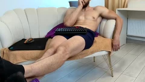 TheTopAlex online show from 7, 5, 2026