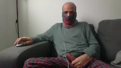 Scarf guy online show from 4, 2, 2026