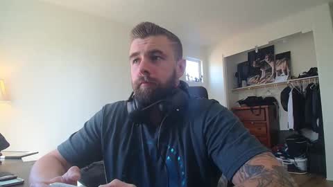 troy online show from 16, 4, 2026